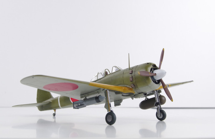 空のカケラ ライブラリ : 1/48 キ43「隼」三型振武隊仕様