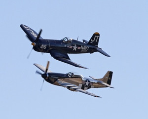 P-51とコルセア