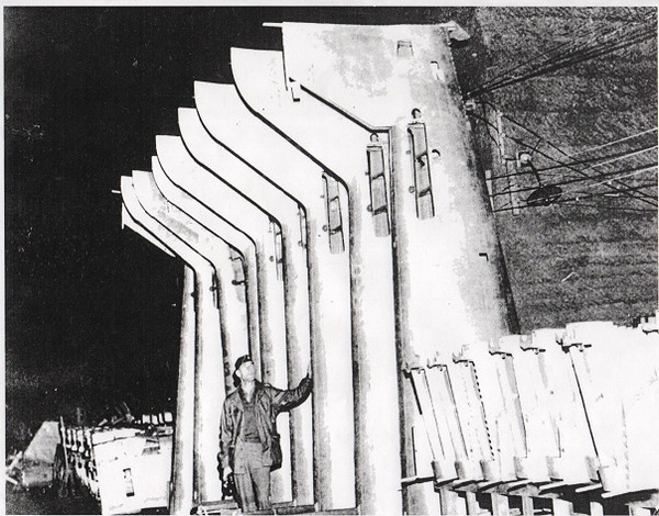 宇都宮市の大谷地下空間（大谷資料館）と四式戦闘機「疾風」